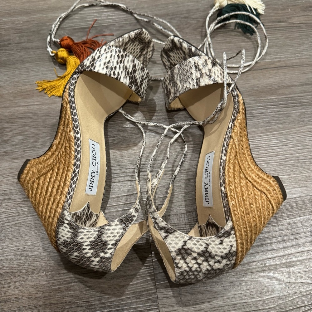 Jimmy Choo Deva 85 Roccia Snakeskin Leather Wrap Around Tassel Wedge Sandal - Picture 6 of 10